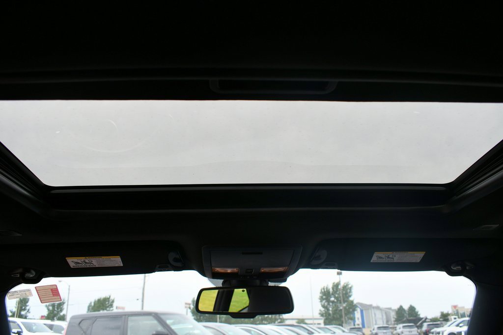 Used 2023 Dodge Challenger GT image 18