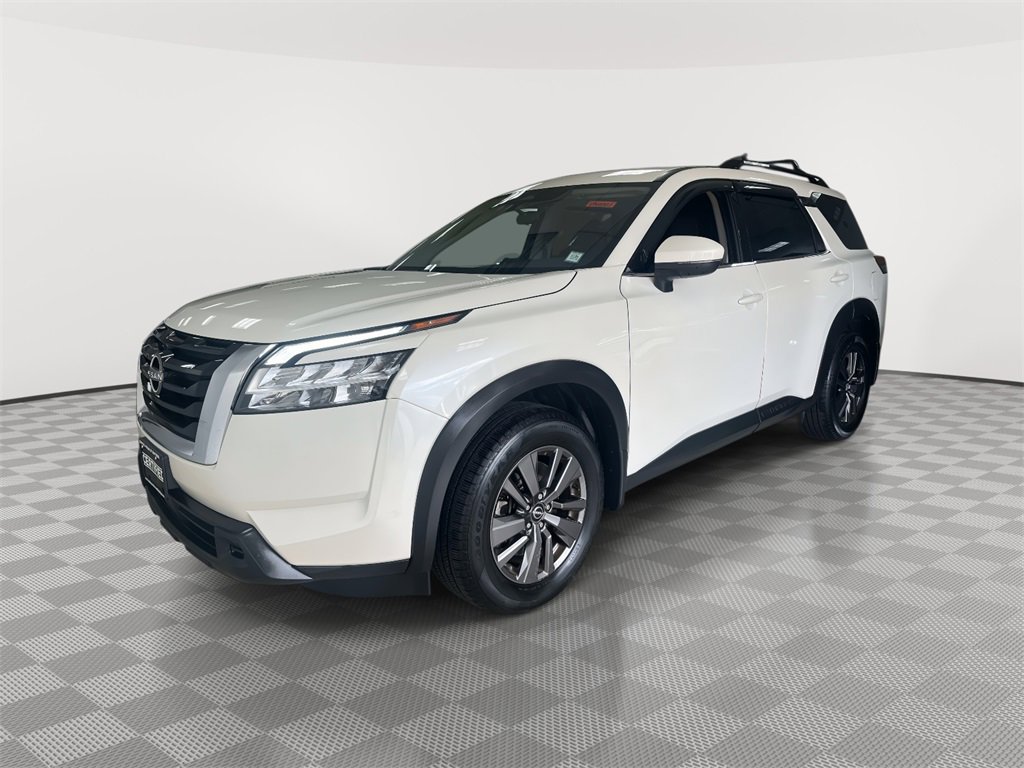 Used 2022 Nissan Pathfinder SV image 8