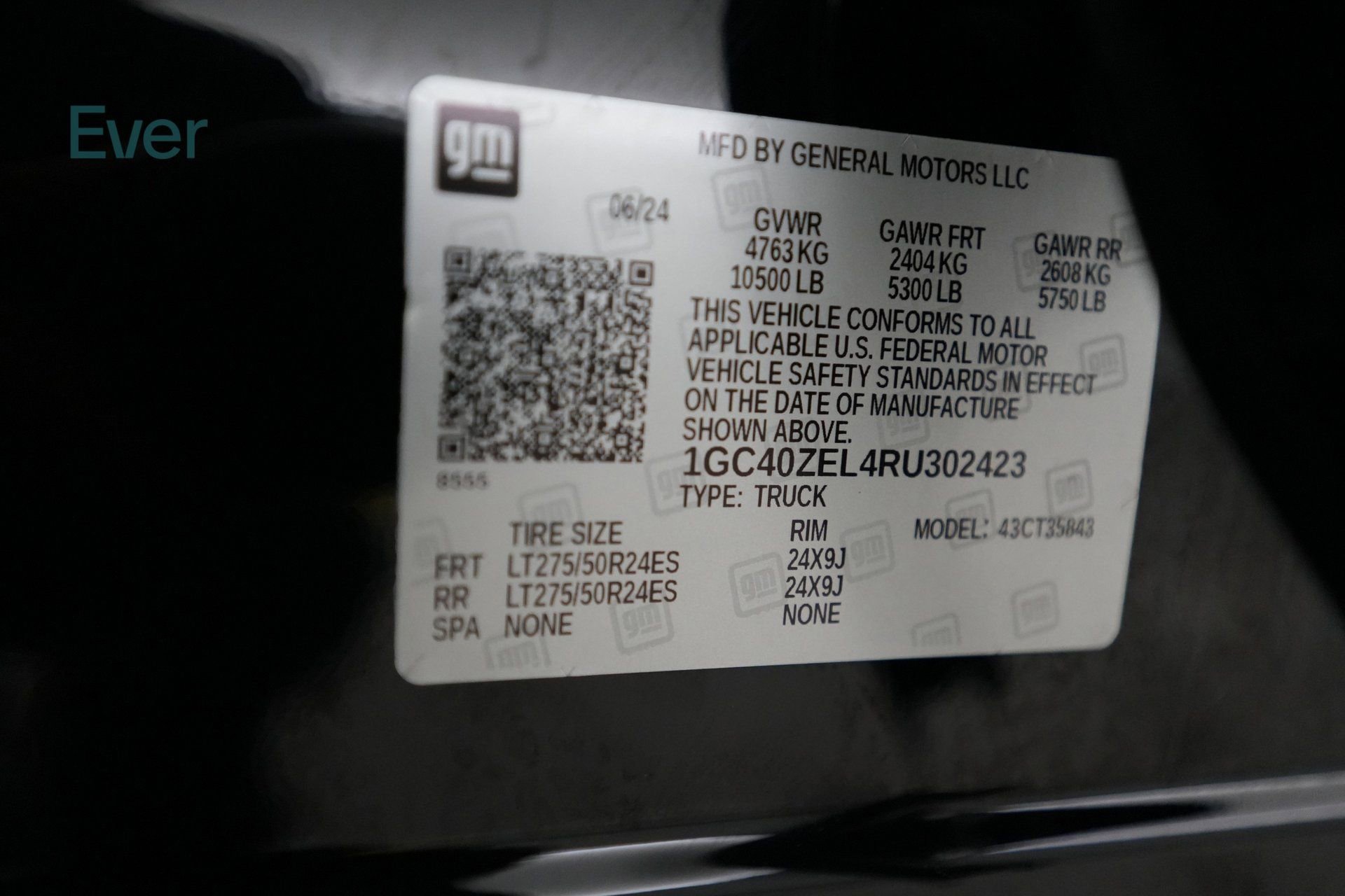 Used 2024 Chevrolet Silverado EV RST image 23