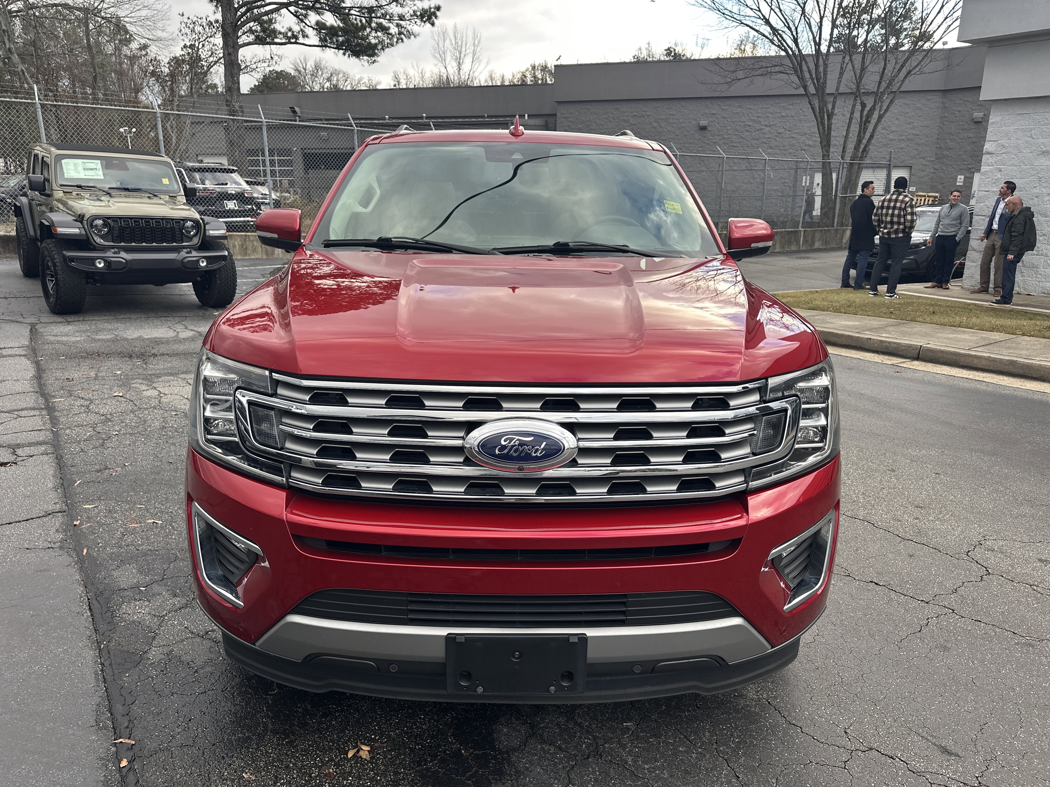 Used 2020 Ford Expedition Limited w/ Equipment Group 302A image 4