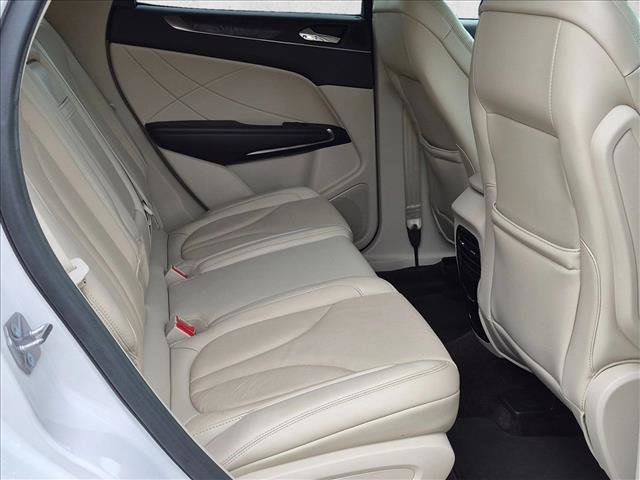 Used 2018 Lincoln MKC Reserve FWD image 18