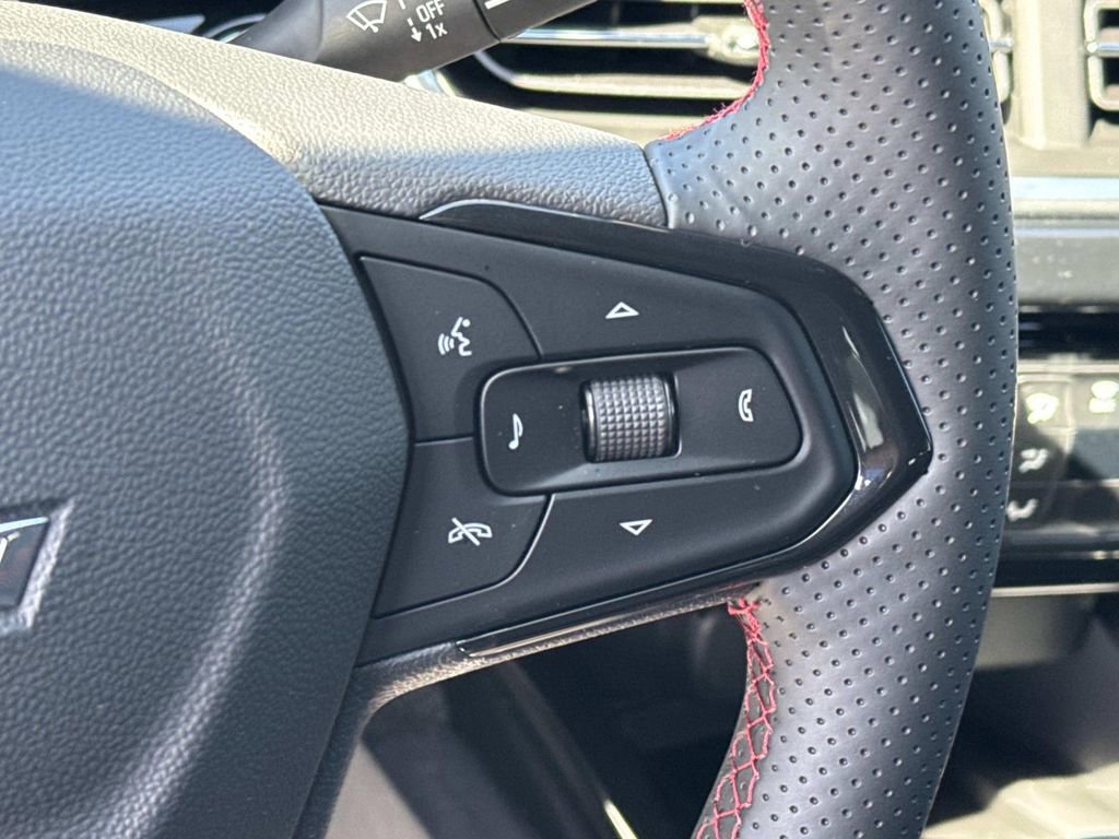 New 2026 Chevrolet Trax RS w/ Sunroof Package image 23
