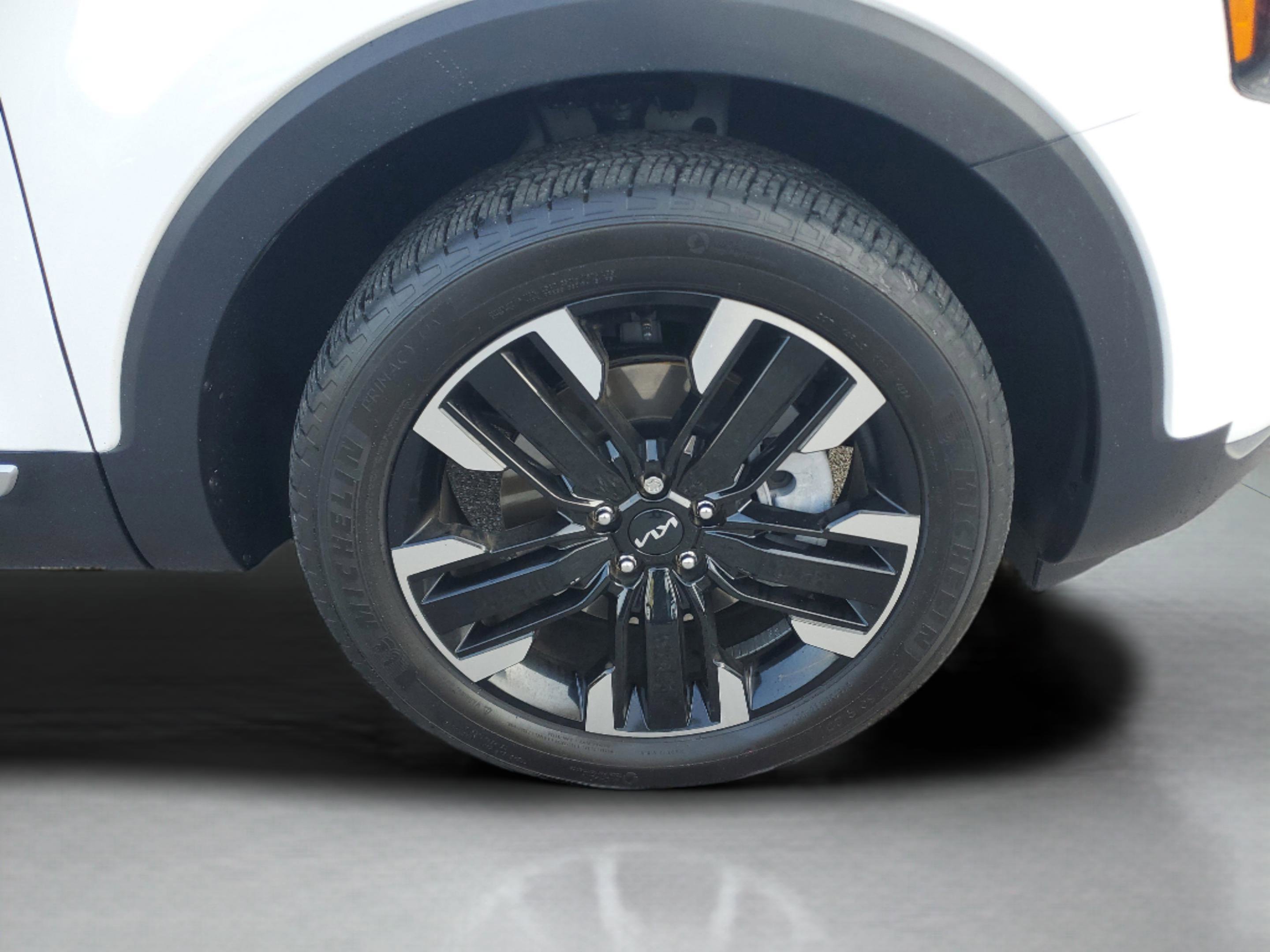 Used 2025 Kia Telluride SX Prestige image 6