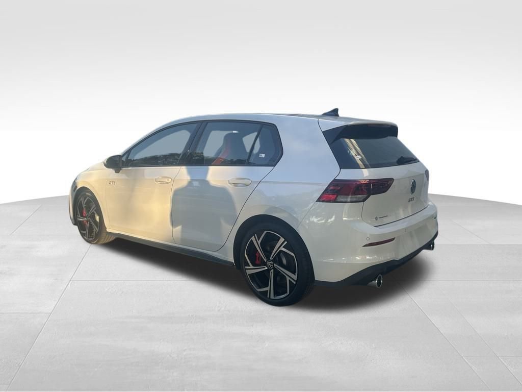 New 2026 Volkswagen GTI SE image 3