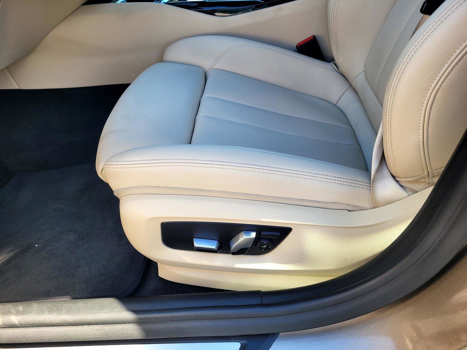 Used 2018 BMW 530e RWD image 21