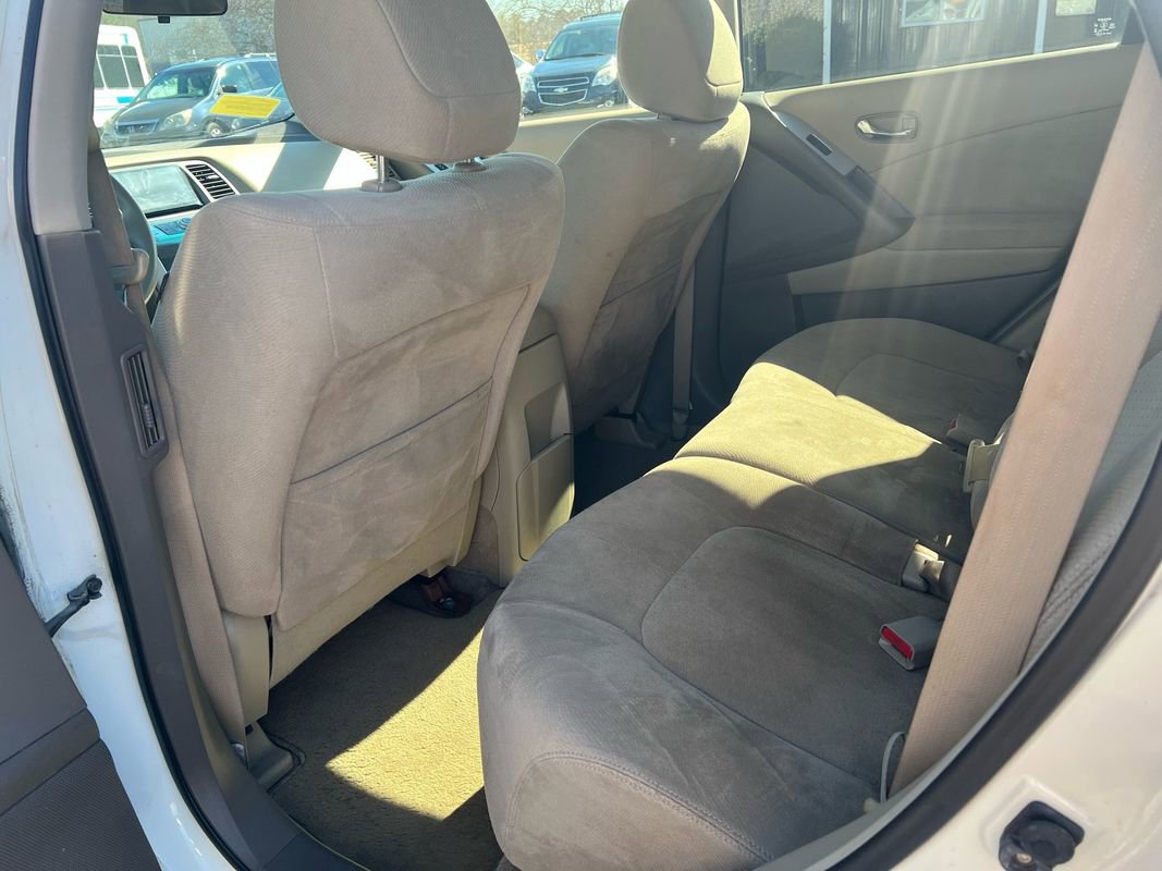 Used 2014 Nissan Murano S image 11