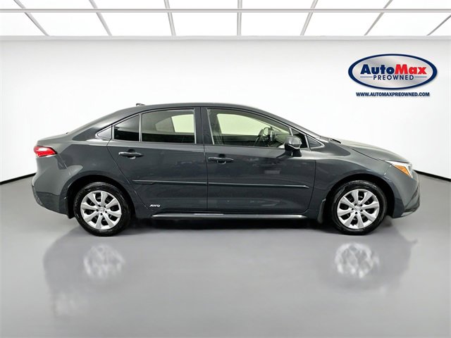 Used 2024 Toyota Corolla LE image 9