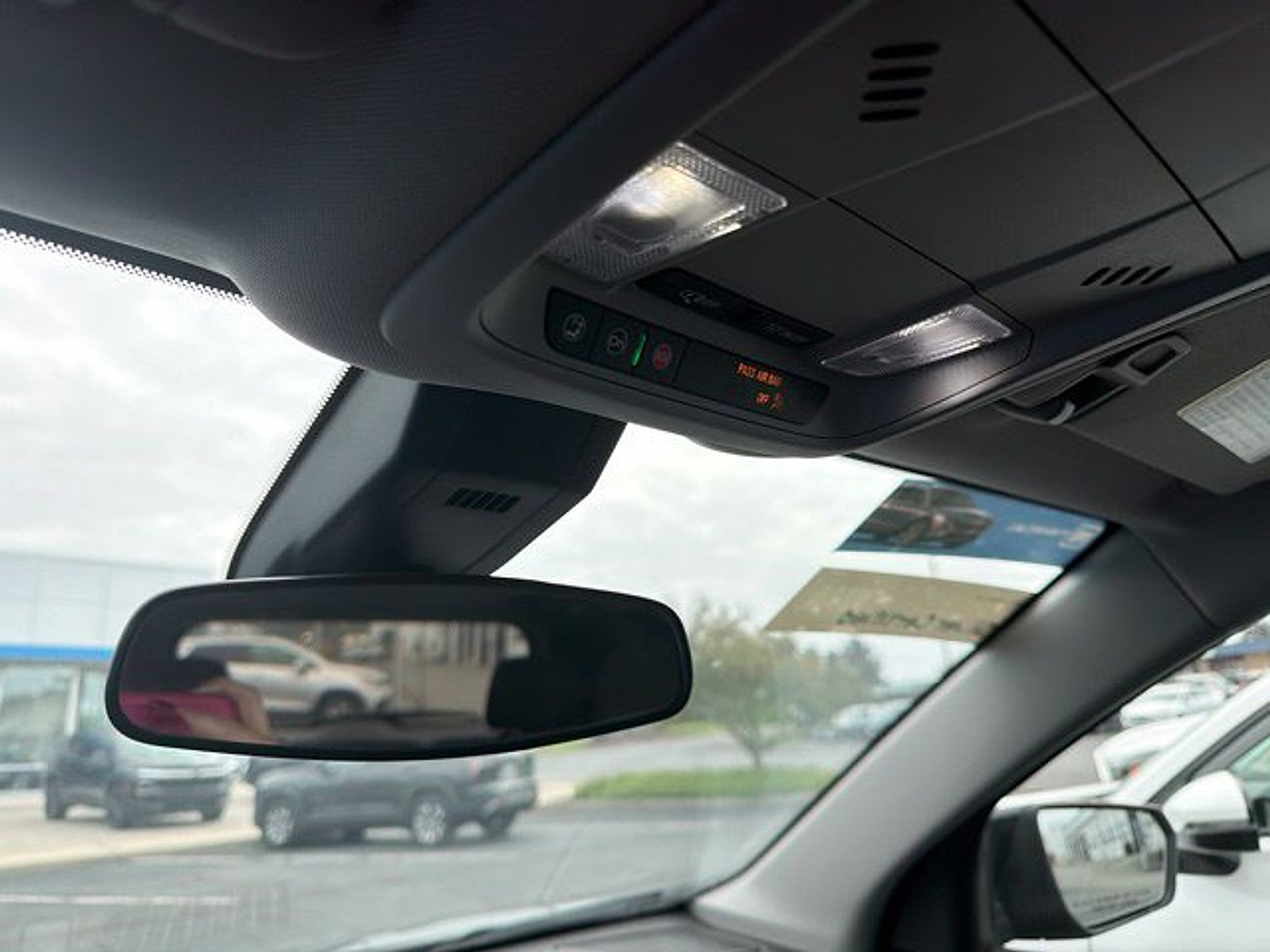 Certified 2023 Chevrolet Equinox LT AWD/4WD image 9