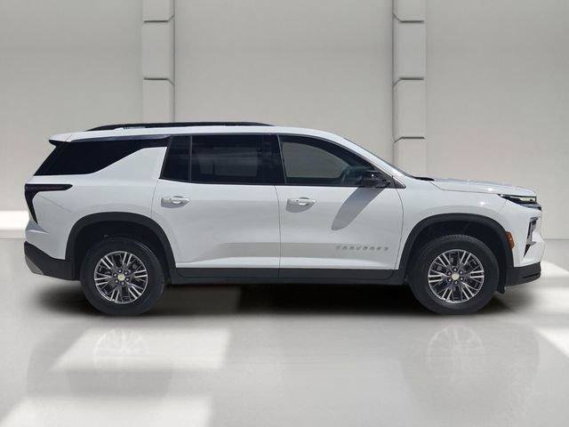 Certified 2026 Chevrolet Traverse LT w/ Driver Confidence Package FWD image 6