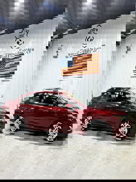 Used 2016 Subaru Impreza 2.0i Premium image 2