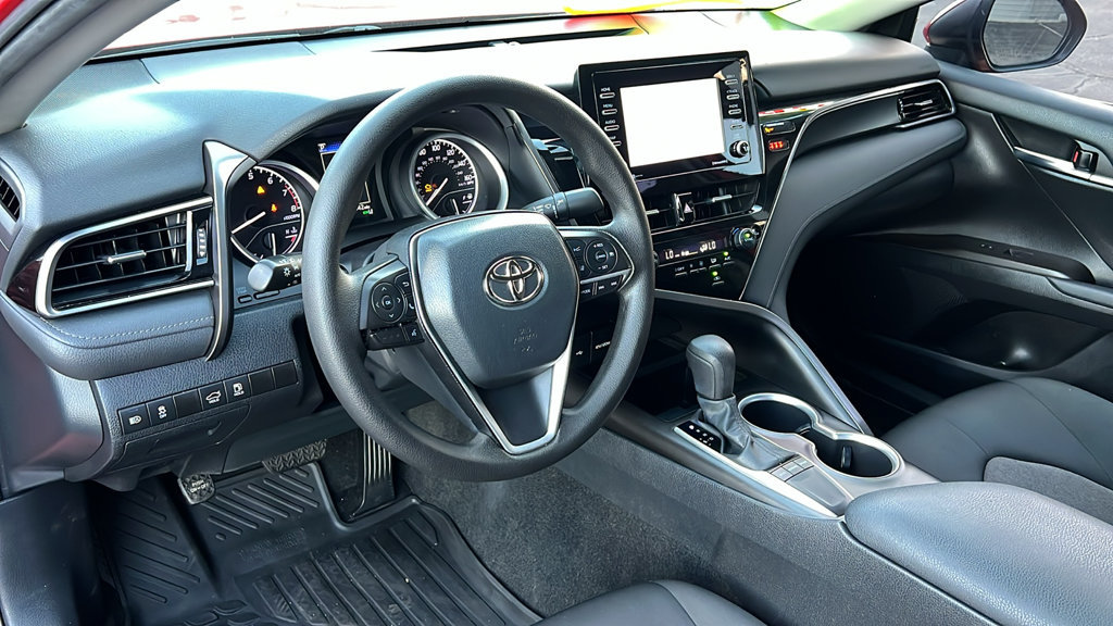 Used 2023 Toyota Camry LE w/ Convenience Package FWD image 11