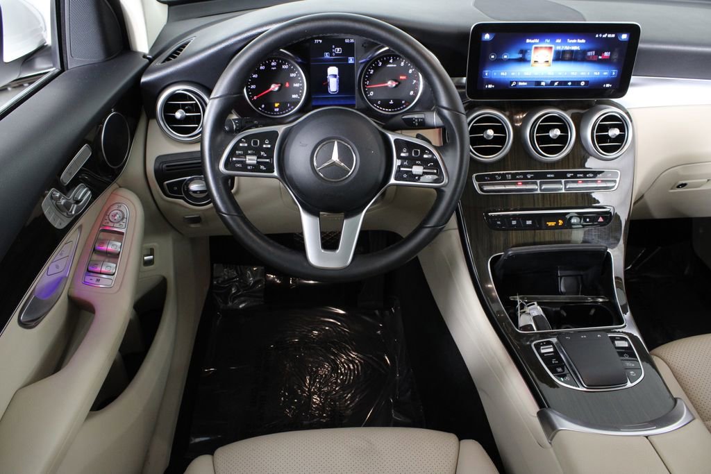 Used 2022 Mercedes-Benz GLC 300 GLC 300 image 6