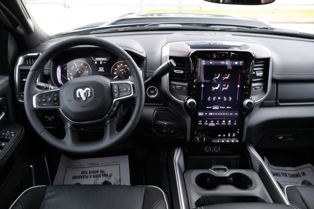 Used 2025 RAM 3500 Laramie w/ Sport Appearance Package image 11