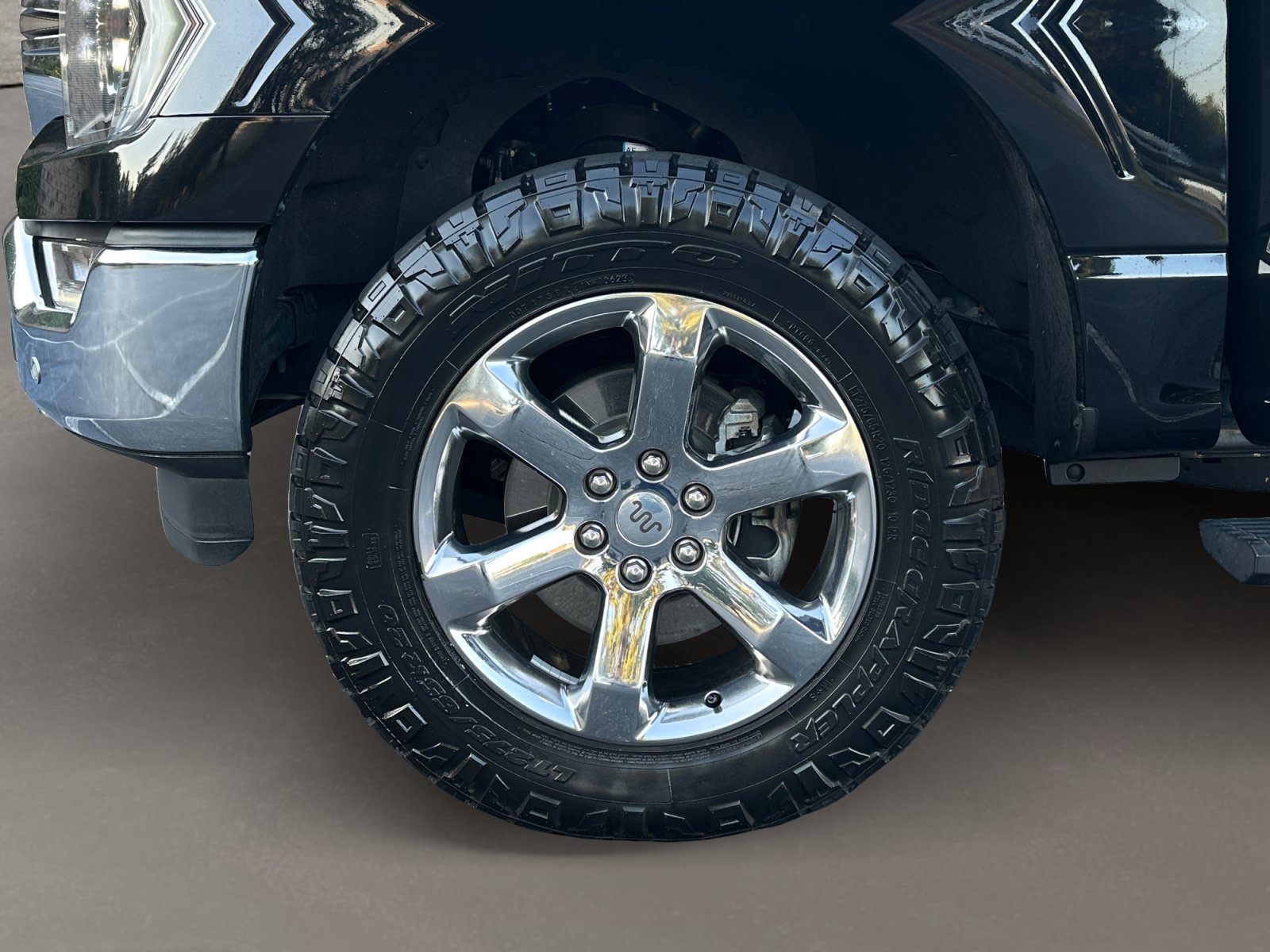 Used 2023 Ford F150 King Ranch w/ Equipment Group 601A High AWD/4WD image 10
