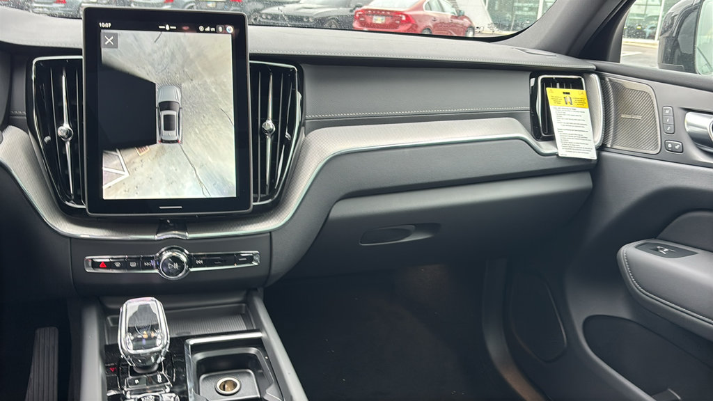 New 2027 Volvo XC60 T8 Ultra AWD/4WD image 8