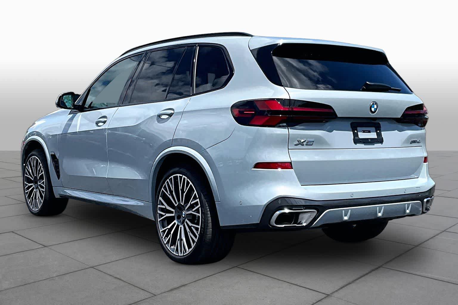 Certified 2026 BMW X5 sDrive40i RWD image 11