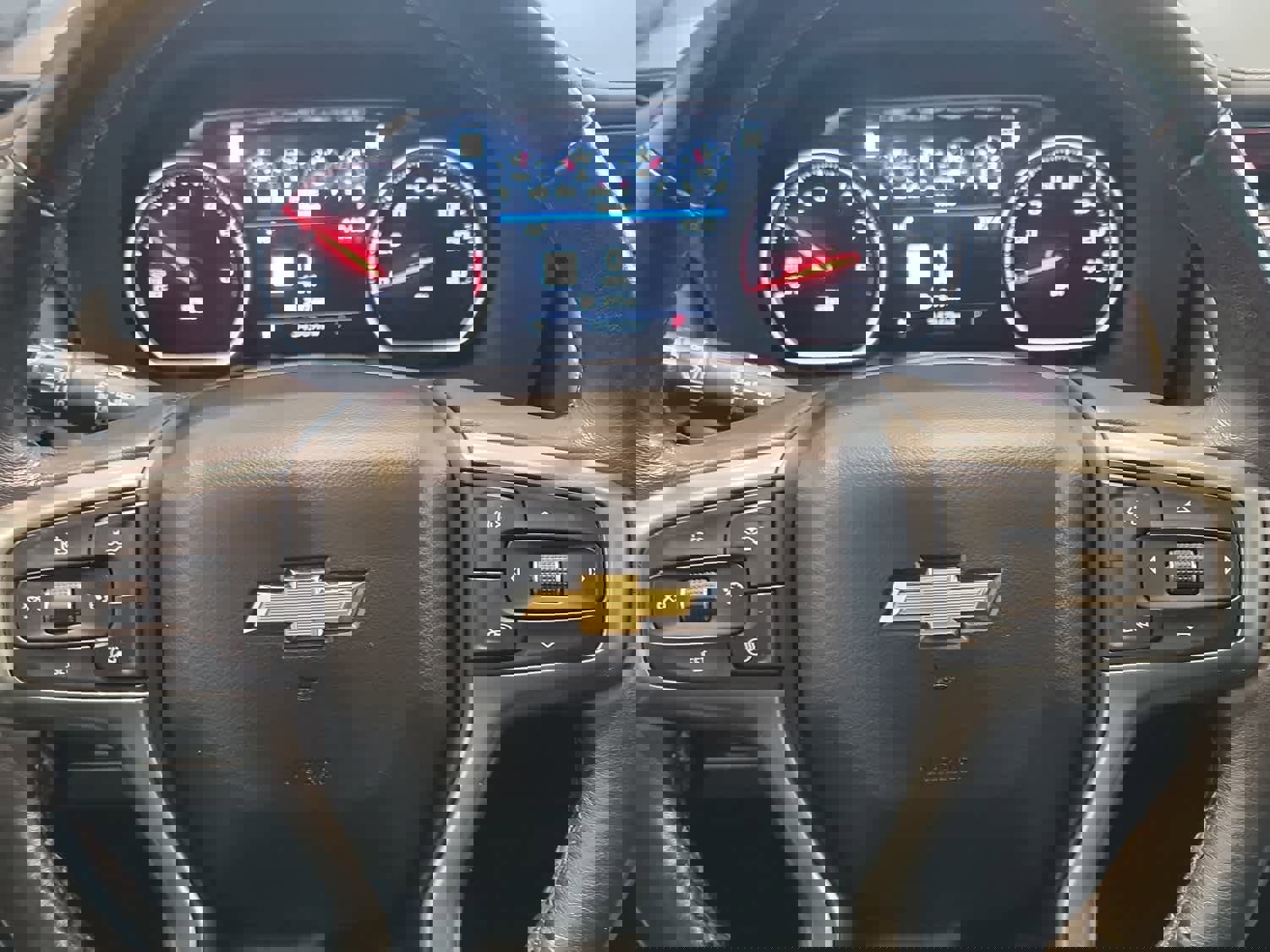 Used 2021 Chevrolet Tahoe Premier w/ Premium Package image 14