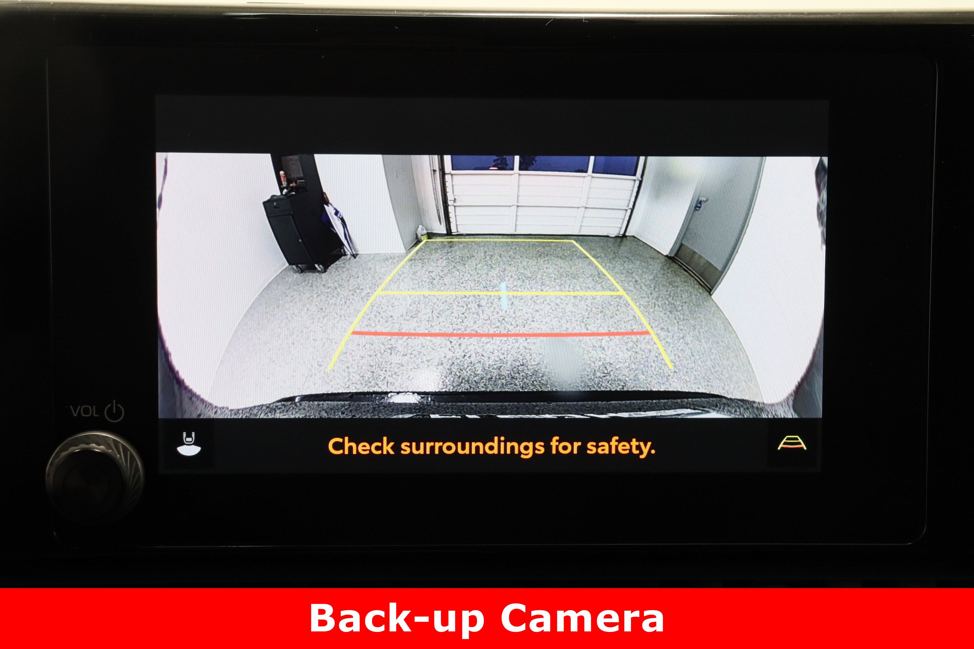 Used 2024 Toyota RAV4 LE image 19