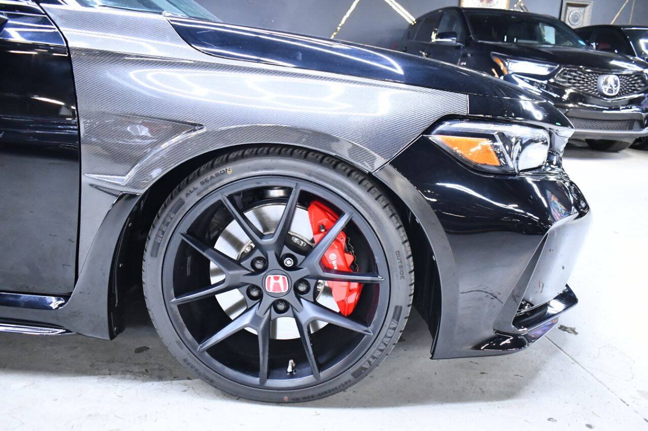 Used 2025 Honda Civic Type R image 11