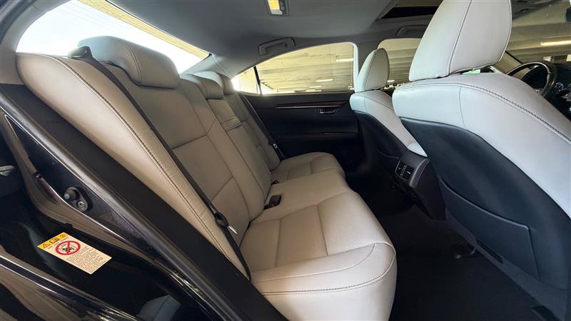 Used 2018 Lexus ES 350 w/ Navigation System Package FWD image 40