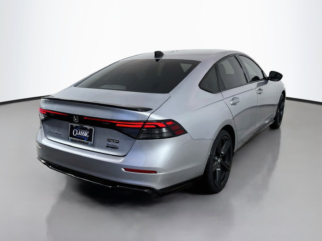 Used 2025 Honda Accord Sport image 7