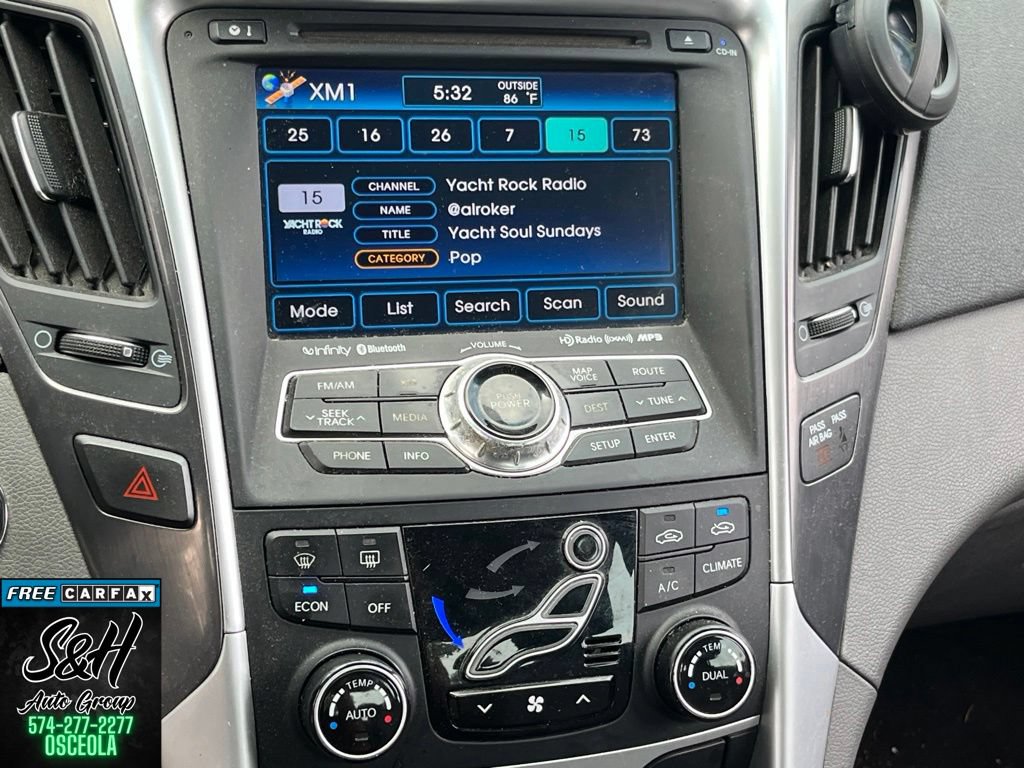 Used 2014 Hyundai Sonata Limited w/ Panoramic Sunroof Package 02 FWD image 11