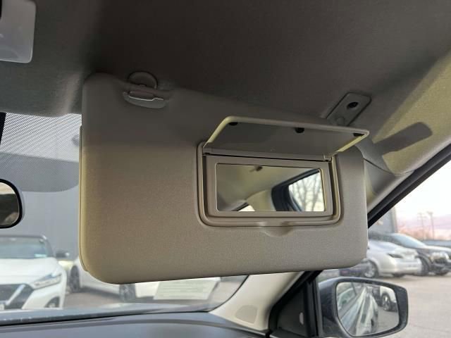 New 2025 Nissan Kicks Play S image 34