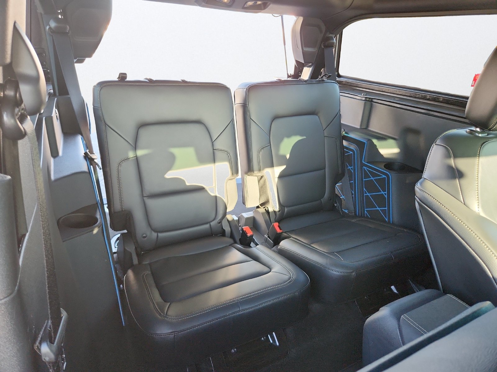 Used 2025 Ford Bronco Badlands w/ Sasquatch Package AWD/4WD image 28