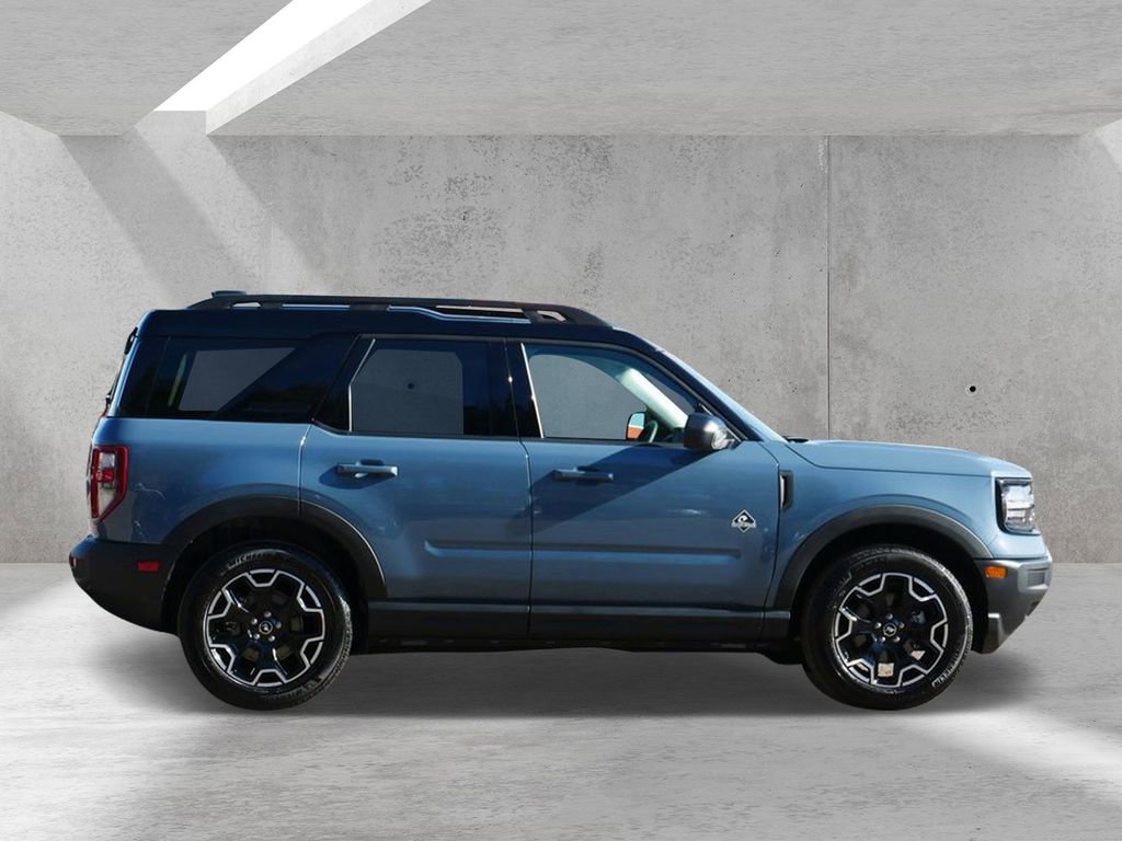 Certified 2025 Ford Bronco Sport Outer Banks image 2