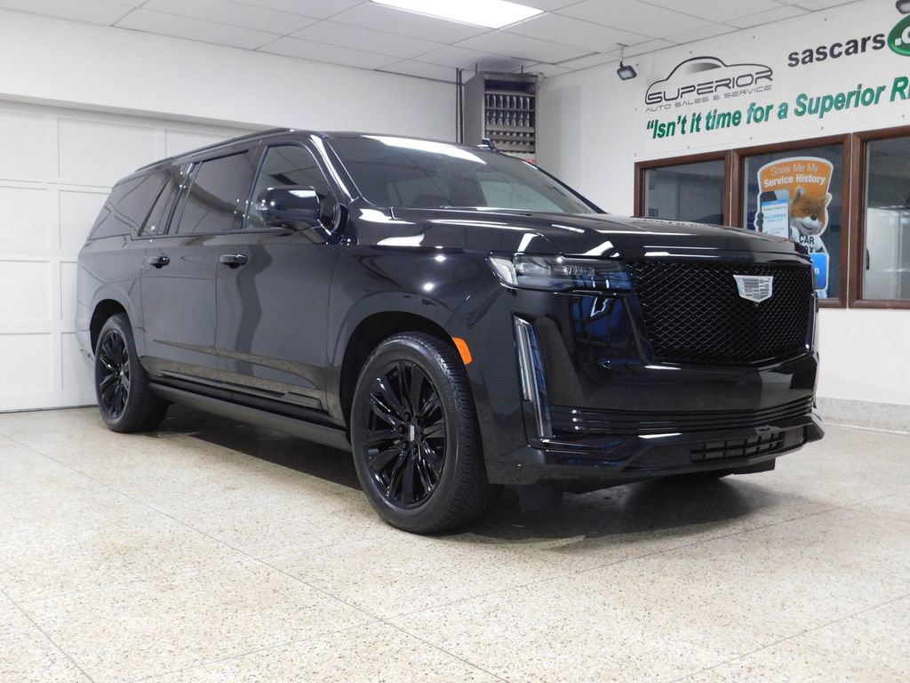 Used 2024 Cadillac Escalade ESV Sport w/ Touring Package AWD/4WD image 6