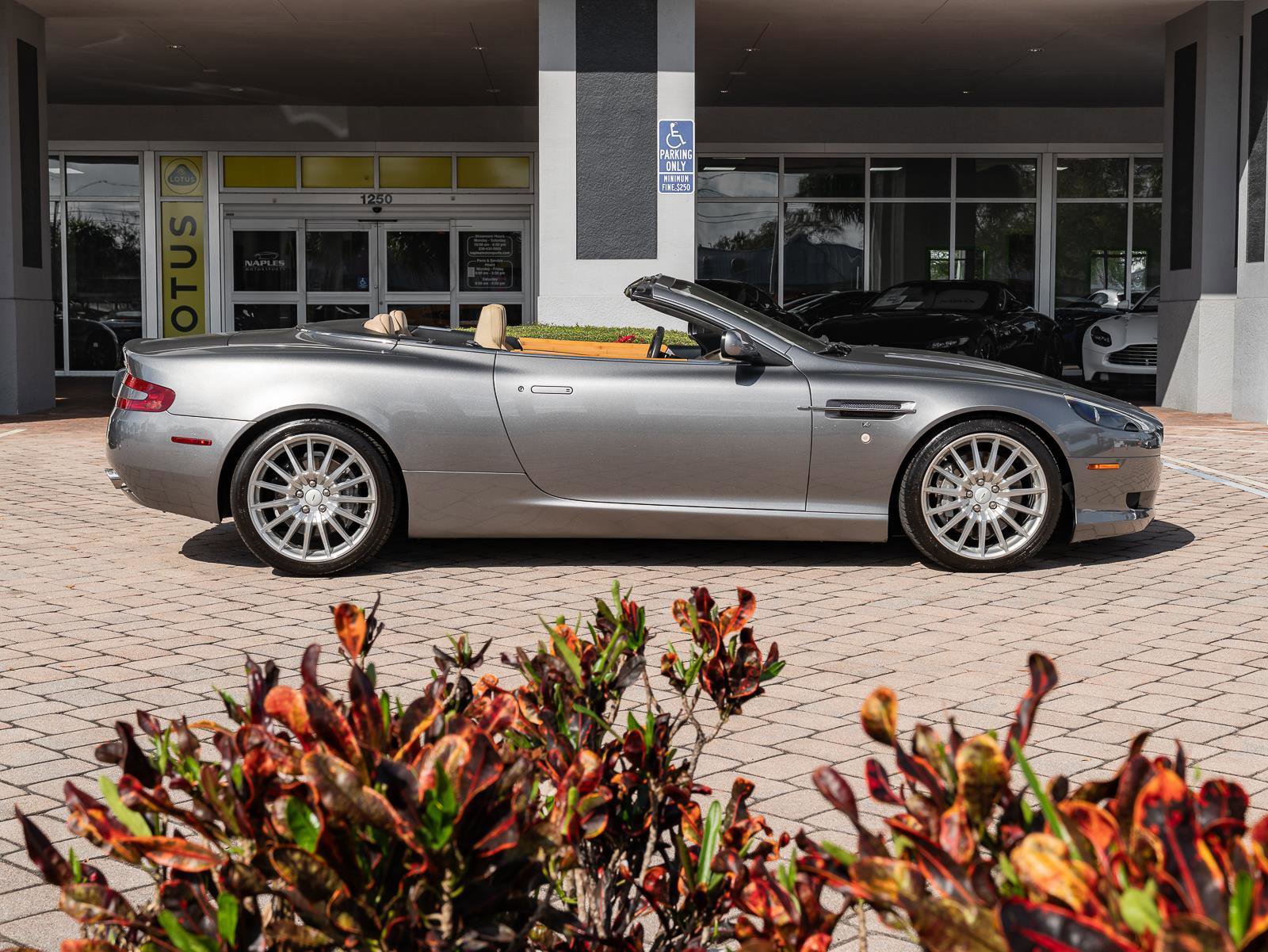 Used 2006 Aston Martin DB9 Volante image 47
