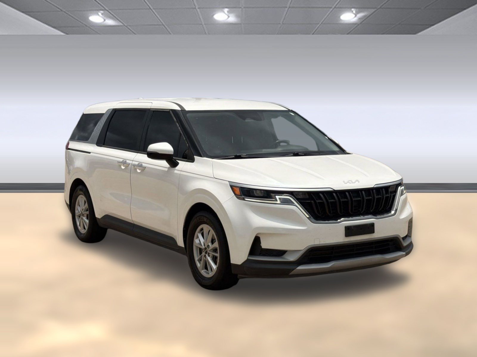 Used 2023 Kia Carnival LX FWD image 7