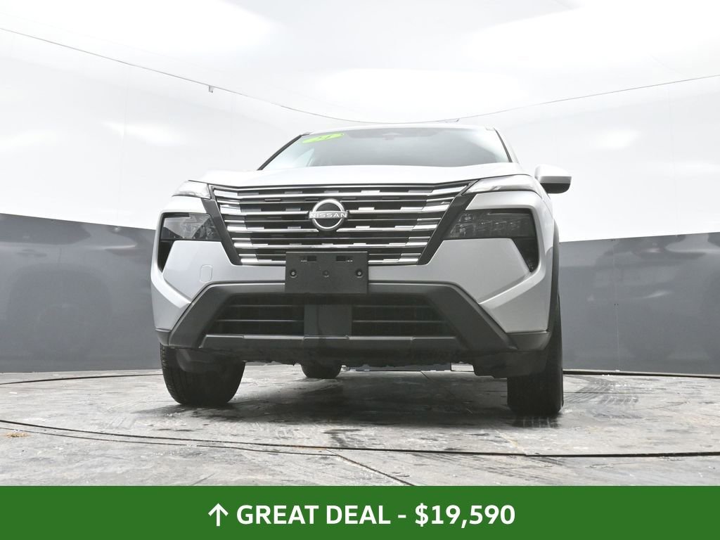 Used 2024 Nissan Rogue SV image 53