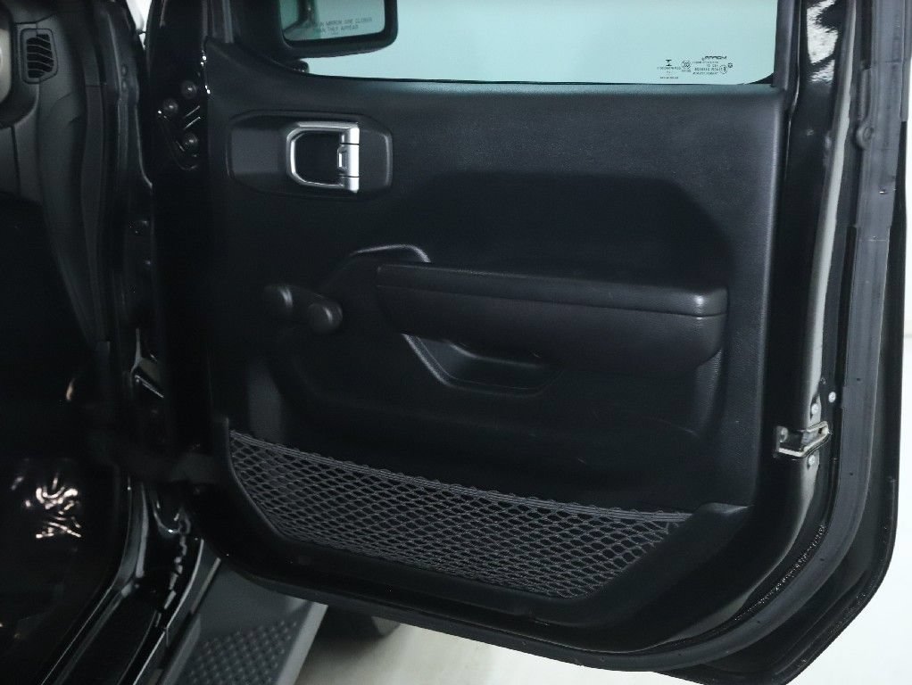 Used 2021 Jeep Wrangler Sport AWD/4WD image 30