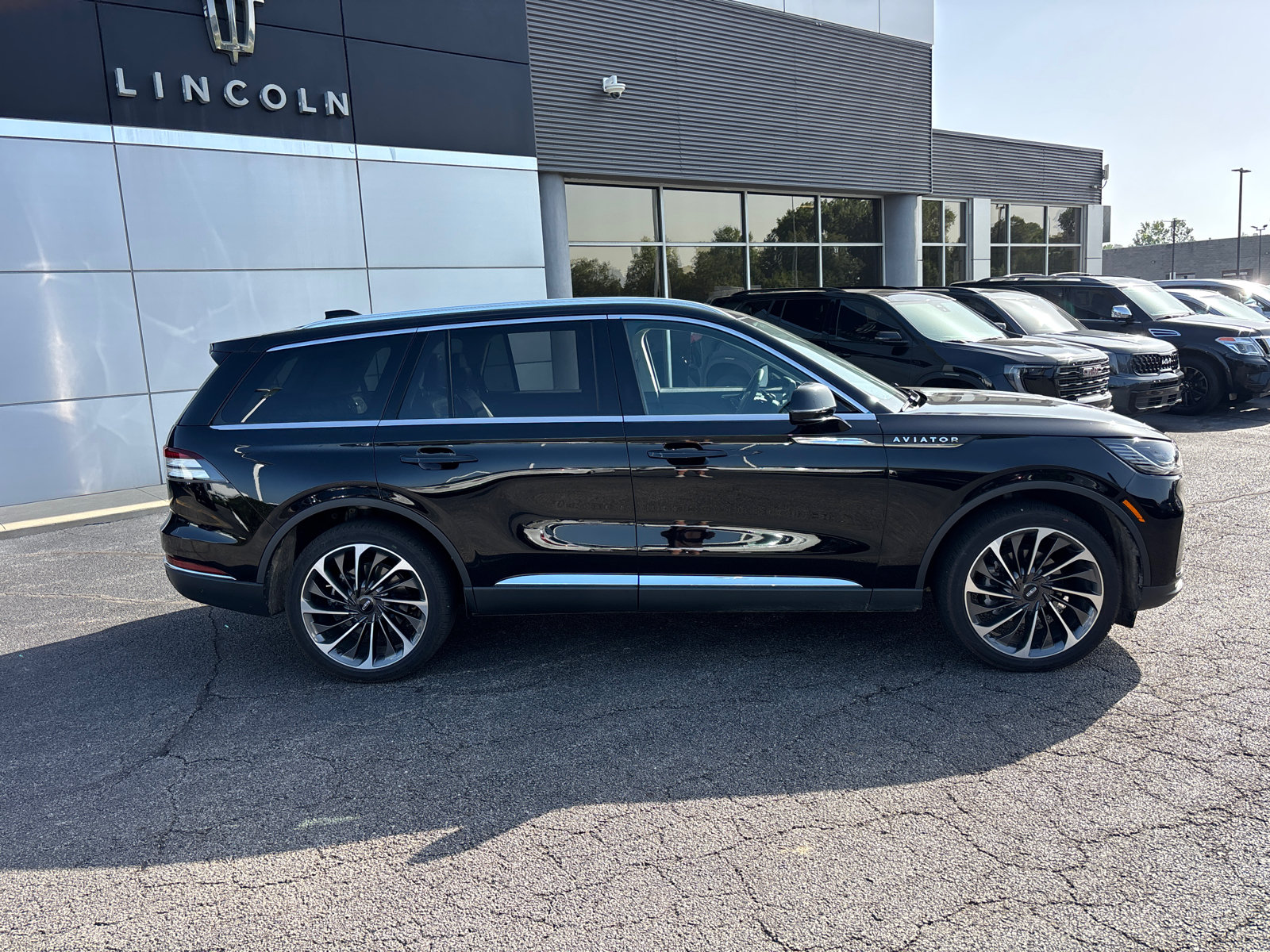 New 2026 Lincoln Aviator Reserve AWD/4WD image 8
