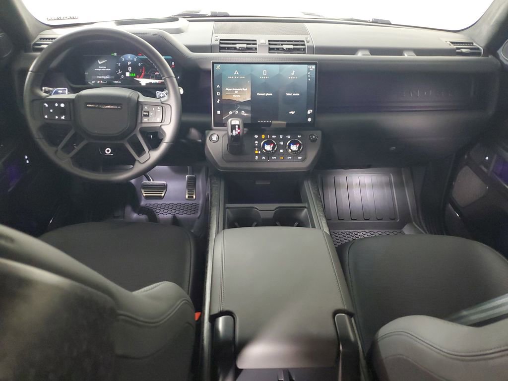 Used 2026 Land Rover Defender 110 AWD/4WD image 13