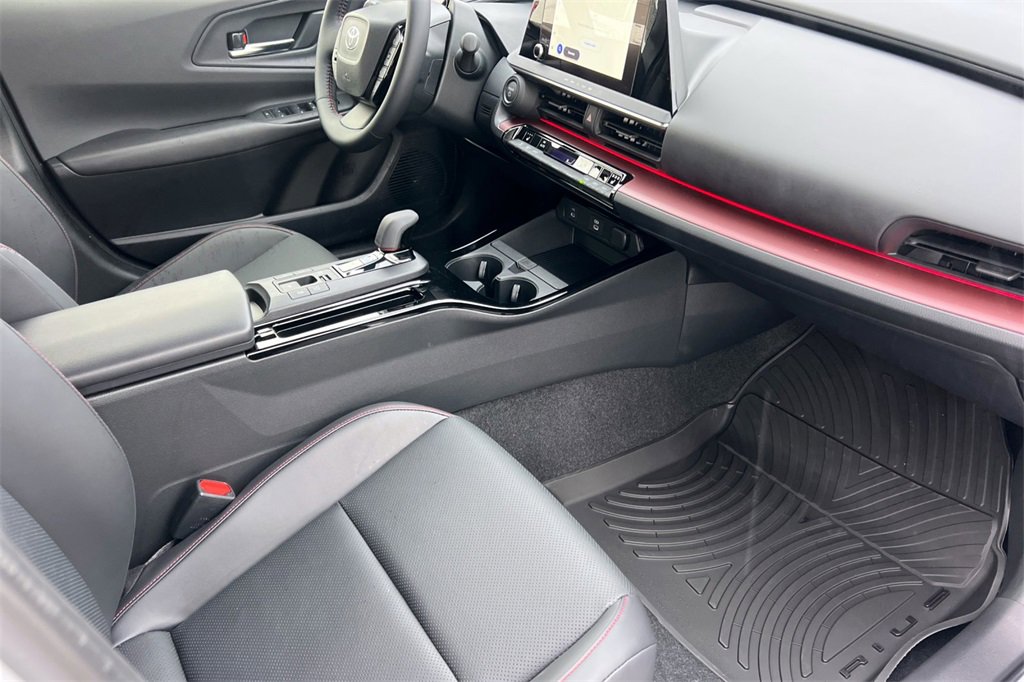 New 2026 Toyota Prius Plug-In Hybrid image 15