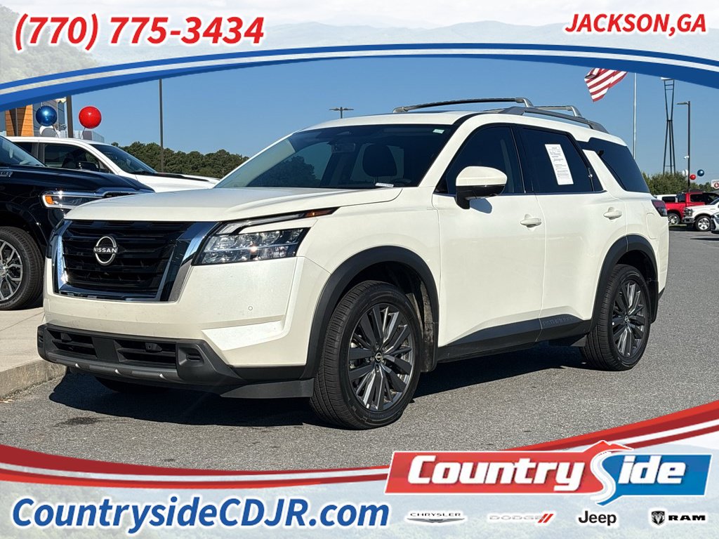 Used 2024 Nissan Pathfinder SL w/ SL Premium Package