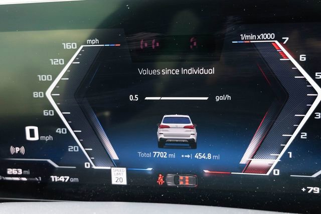 Used 2025 BMW X5 M60i image 3