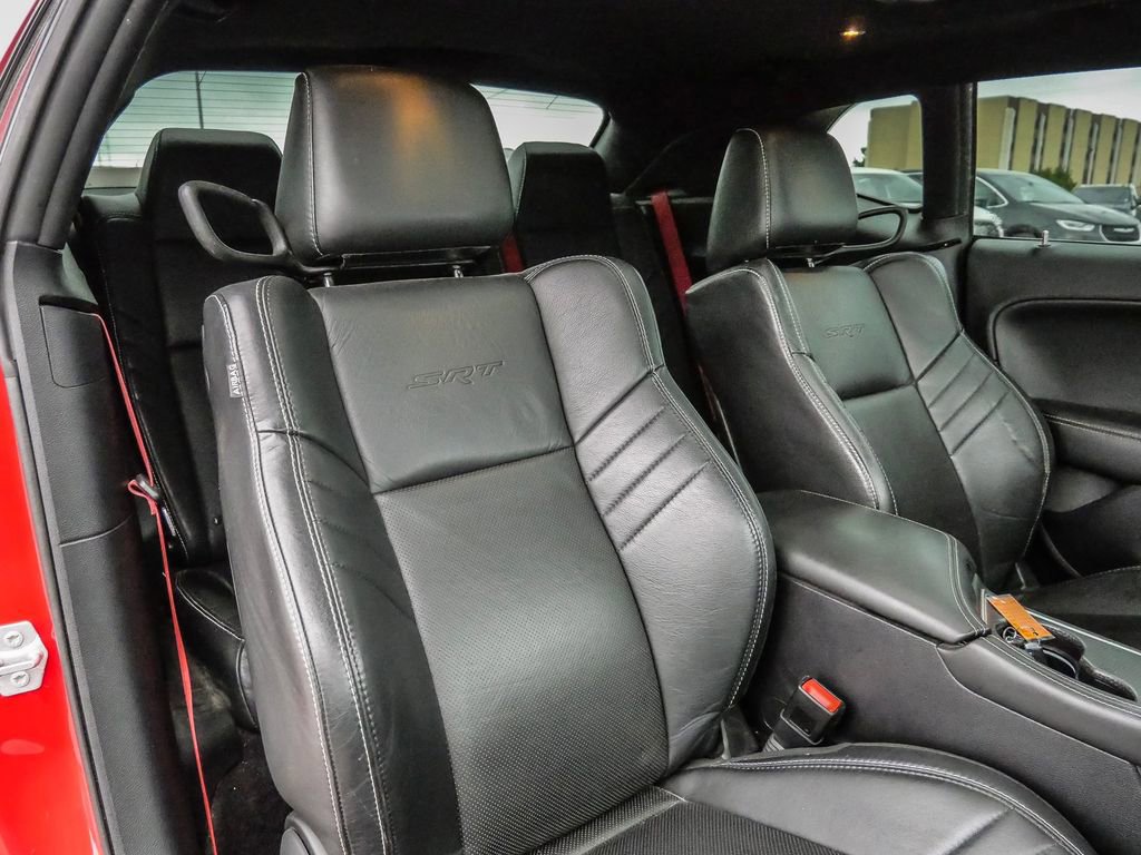 Used 2016 Dodge Challenger SRT Hellcat image 15