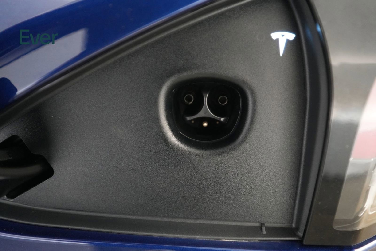 Used 2023 Tesla Model S Standard Range image 10