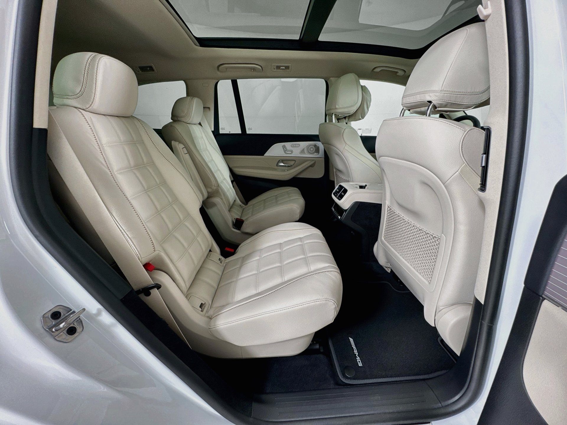 New 2027 Mercedes-Benz GLS 450 4MATIC image 31