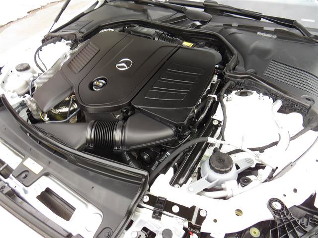 Used 2025 Mercedes-Benz C 300 4MATIC Sedan image 7
