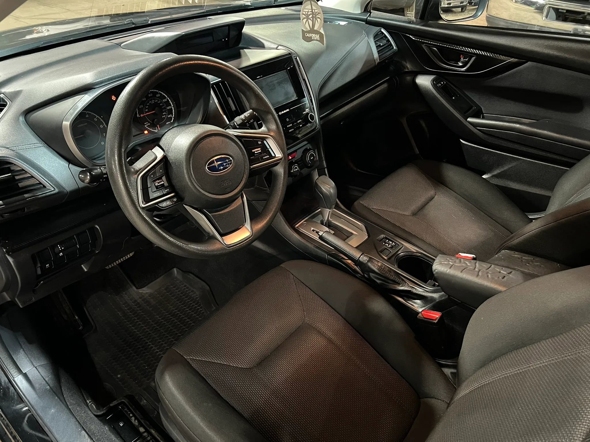 Used 2018 Subaru Impreza 2.0i Premium image 9