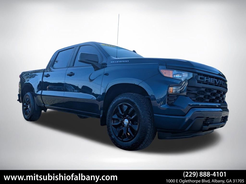 Used 2022 Chevrolet Silverado 1500 Custom image 1