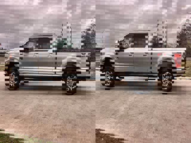 Used 2020 Ford F250 XLT w/ XLT Premium Package image 4