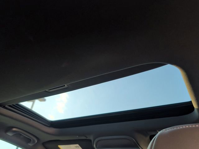 Certified 2023 Cadillac CT4 Luxury w/ Sun And Sound Package image 7