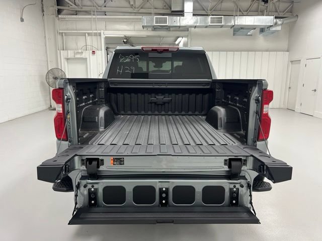 New 2026 Chevrolet Silverado 1500 High Country AWD/4WD image 18