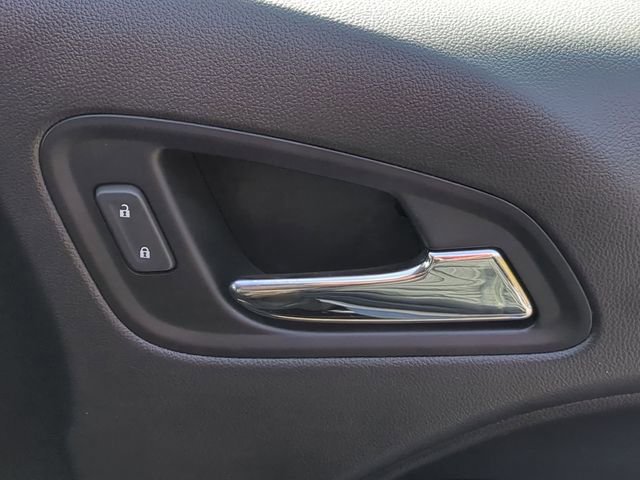 Used 2021 Chevrolet Colorado ZR2 w/ ZR2 Midnight Special Edition image 38