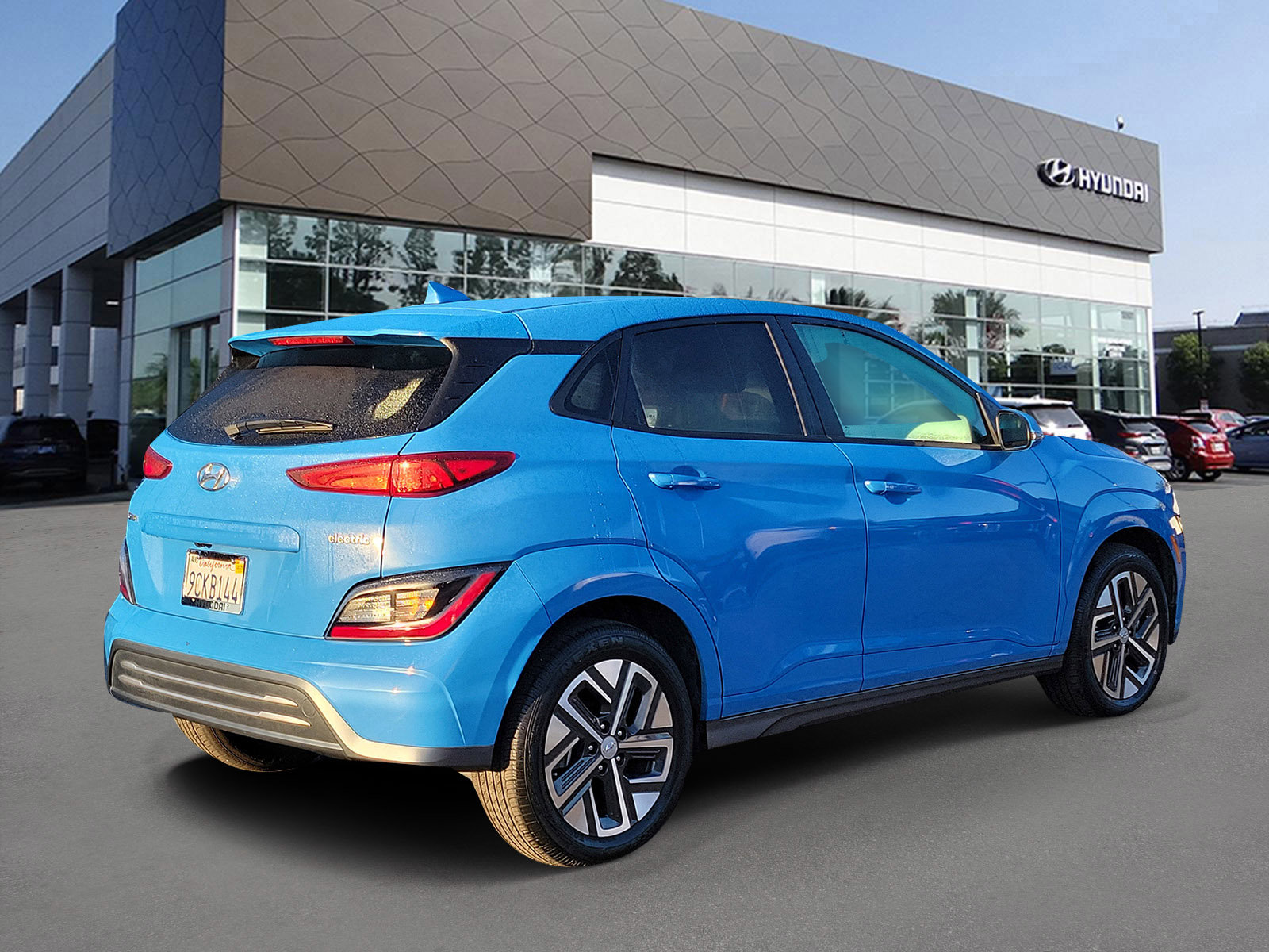 Certified 2022 Hyundai Kona SEL w/ Convenience Package image 2
